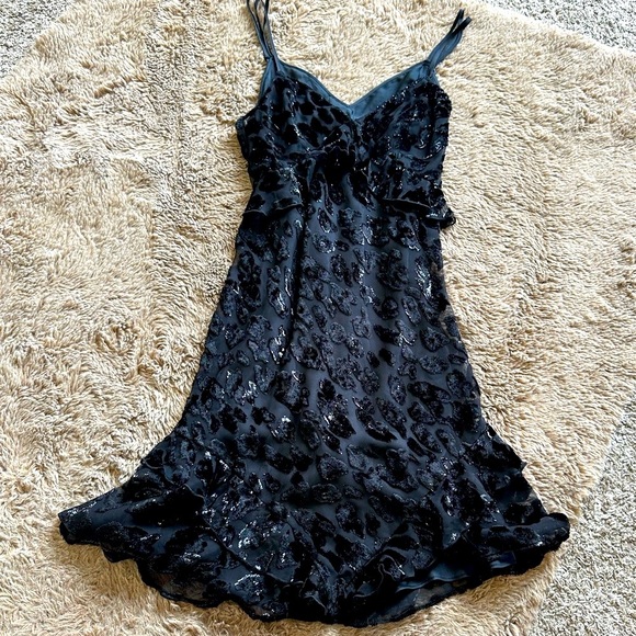 VICTORIA'S SECRET FLARE NIGHTY - Picture 1 of 9